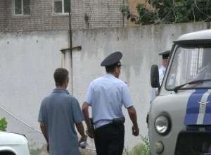 Под Воронежем женщина пырнула ножом молодого любовника Под Воронежем женщина пырнула ножом молодого любовника