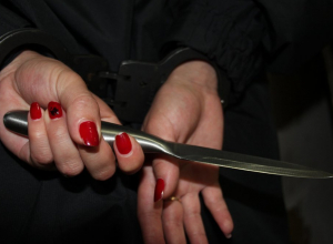 Жена жестоко расправилась с 26-летним супругом в Воронеже Жена жестоко расправилась с 26-летним супругом в Воронеже