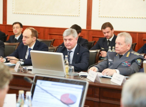 Александр Гусев приехал в Москву снова просить за Воронежское метро Александр Гусев приехал в Москву снова просить за Воронежское метро