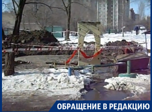 Потоп в «аномальной зоне» на улице 9 января в Воронеже сняли на видео Потоп в «аномальной зоне» на улице 9 января в Воронеже сняли на видео