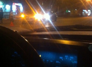 В Воронеже запечатлели последствия наезда автомобиля на алкоголика В Воронеже запечатлели последствия наезда автомобиля на алкоголика