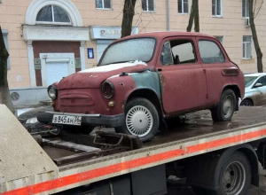 Эвакуация раритетного «горбатого Запорожца» насторожила воронежцев Эвакуация раритетного «горбатого Запорожца» насторожила воронежцев