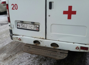 Убогое состояние машины скорой помощи сняли на видео в Воронеже Убогое состояние машины скорой помощи сняли на видео в Воронеже