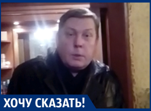 Из-за нечищеного двора я еле добираюсь домой, - воронежец Олег Дойников Из-за нечищеного двора я еле добираюсь домой, - воронежец Олег Дойников