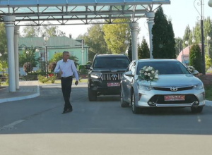 Воронежские чиновники устроили сиесту из-за свадьбы сына главы райадминистрации Воронежские чиновники устроили сиесту из-за свадьбы сына главы райадминистрации