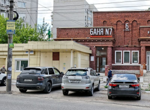 Бизнесмен подаст в суд на мэрию Воронежа из-за бани на Димитрова Бизнесмен подаст в суд на мэрию Воронежа из-за бани на Димитрова