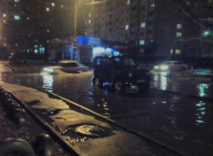 Воронежцев возмутила «водная гладь» на улицах в Северном Воронежцев возмутила «водная гладь» на улицах в Северном
