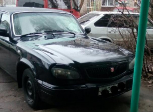 Воронежцы пожаловались на «паркомэна», который подкладывает записочки водителям Воронежцы пожаловались на «паркомэна», который подкладывает записочки водителям