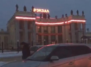 Воронежцам показали на видео, за что стыдно перед гостями города Воронежцам показали на видео, за что стыдно перед гостями города