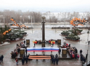 Герои СССР отметили Воронеж почетным знаком «за патриотизм» Герои СССР отметили Воронеж почетным знаком «за патриотизм»