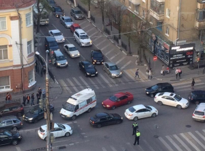 Центр Воронежа перекроют на три дня из-за репетиций Парада Победы Центр Воронежа перекроют на три дня из-за репетиций Парада Победы