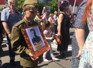 По центральным улицам Воронежа пройдет «Бессмертный полк» По центральным улицам Воронежа пройдет «Бессмертный полк»