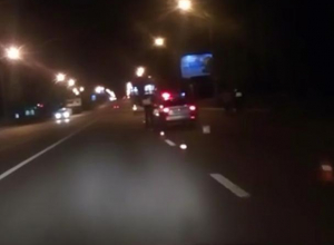 Опубликовано жуткое видео с места смертельного наезда в Воронеже Опубликовано жуткое видео с места смертельного наезда в Воронеже