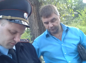 Полиция в Воронеже встала на сторону жильцов в конфликте с «дочкой» ДСК Сергея Лукина Полиция в Воронеже встала на сторону жильцов в конфликте с «дочкой» ДСК Сергея Лукина