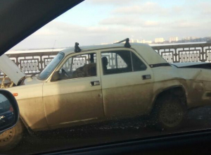 В Воронеже Matiz назвали «бульдозером» после ДТП с «Волгой» В Воронеже Matiz назвали «бульдозером» после ДТП с «Волгой»