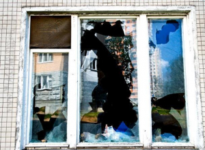 Пьяный воронежец разбил соседу окно из-за придуманной обиды Пьяный воронежец разбил соседу окно из-за придуманной обиды