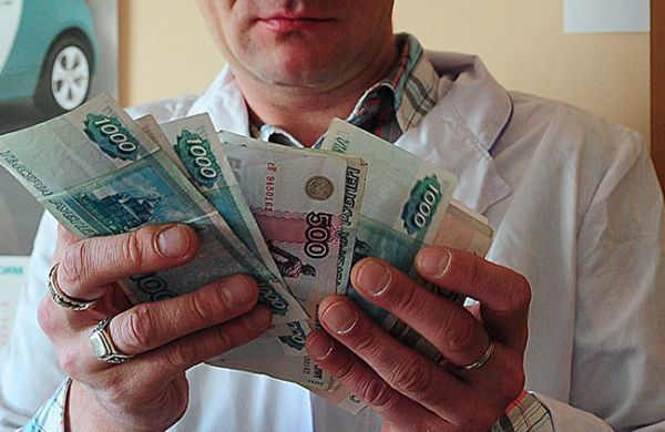 Нищенские зарплаты воронежских врачей показали на всю страну Нищенские зарплаты воронежских врачей показали на всю страну