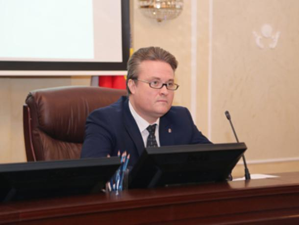 Врио мэра Воронежа потребовал ежедневного отчета об уборке дворов от снега Врио мэра Воронежа потребовал ежедневного отчета об уборке дворов от снега