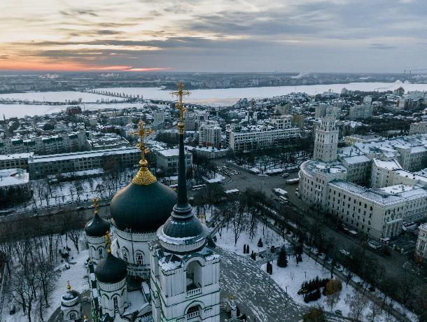 Официальное начало зимы с потрясающего вида сняли в Воронеже Официальное начало зимы с потрясающего вида сняли в Воронеже