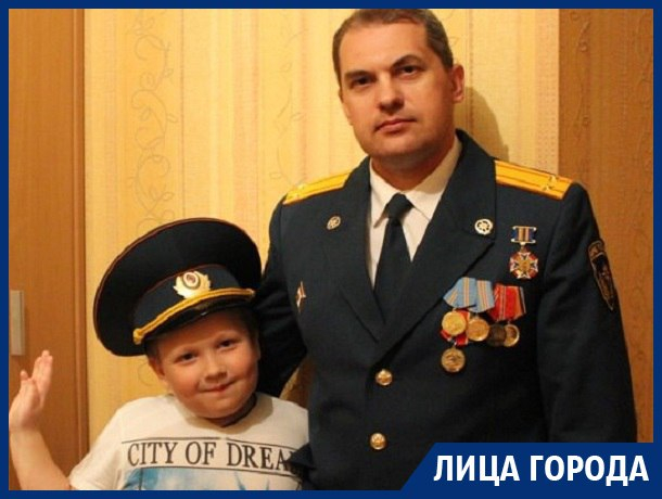 Не надо ругать молодое поколение, - подполковник и преподаватель воронежского вуза Андрей Бартенев Не надо ругать молодое поколение, - подполковник и преподаватель воронежского вуза Андрей Бартенев