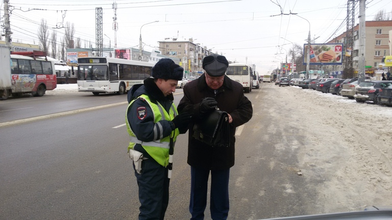Воронежская милиция за два часа оштрафовала 57 пешеходов Воронежская милиция за два часа оштрафовала 57 пешеходов