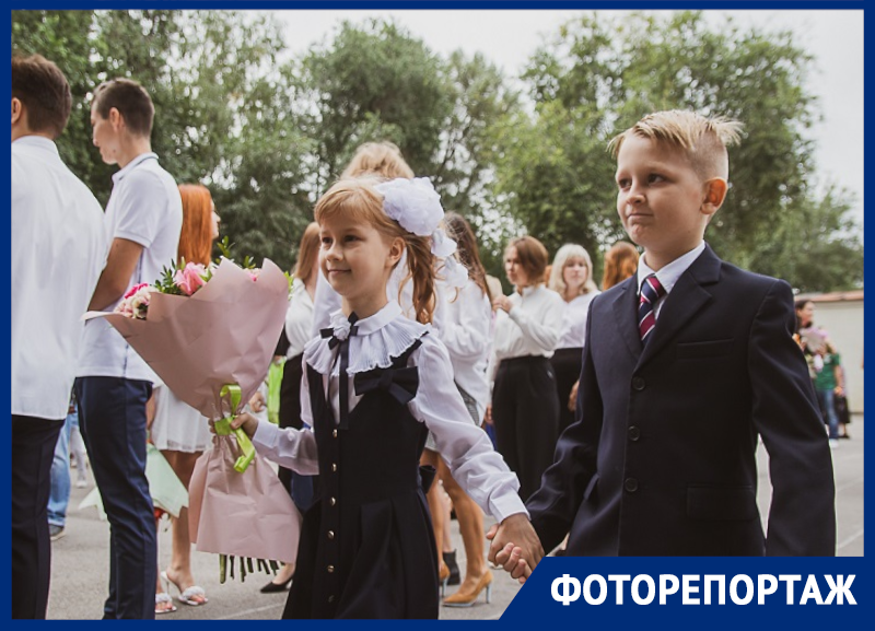 Ковид знаниям не помеха: как встретили 1 сентября в Воронеже Ковид знаниям не помеха: как встретили 1 сентября в Воронеже