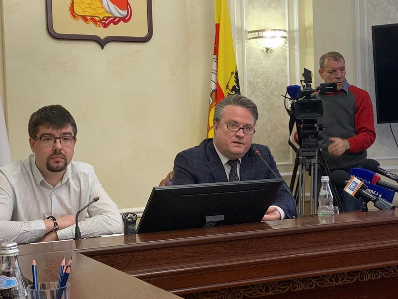Вадим Кстенин рассказал о судьбе Единого транспортного оператора в Воронеже Вадим Кстенин рассказал о судьбе Единого транспортного оператора в Воронеже
