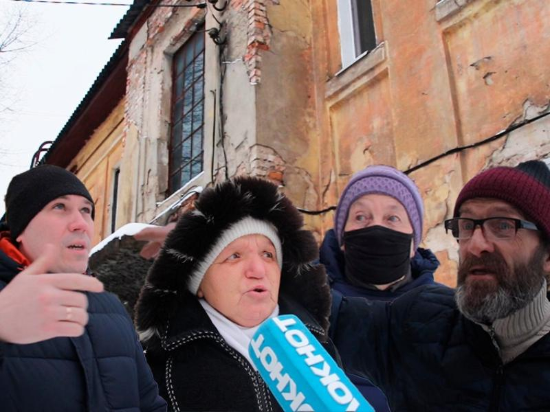 «Дом треснул от крыши до земли»: как воронежцы выживают после ремонта виадука на 9 Января «Дом треснул от крыши до земли»: как воронежцы выживают после ремонта виадука на 9 Января