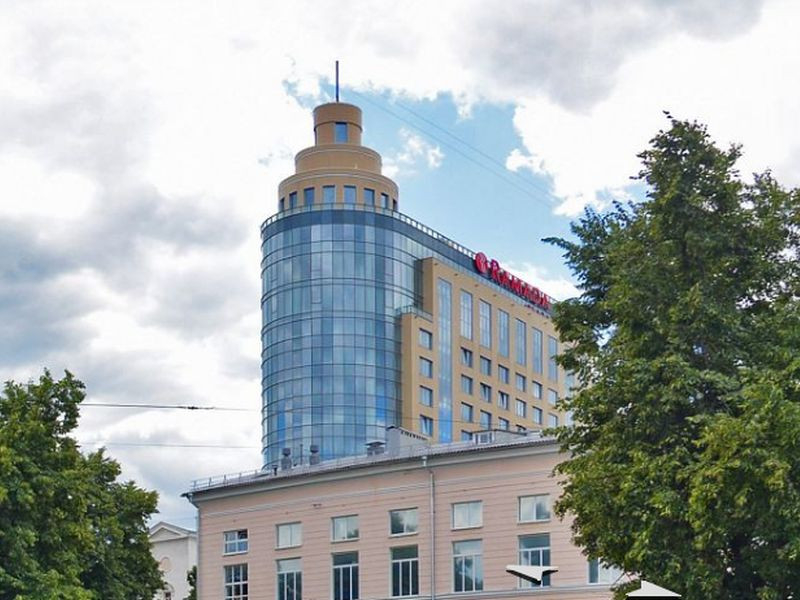 Хозяева отеля Ramada Plaza пытаются увернуться от банкротства в Воронеже Хозяева отеля Ramada Plaza пытаются увернуться от банкротства в Воронеже