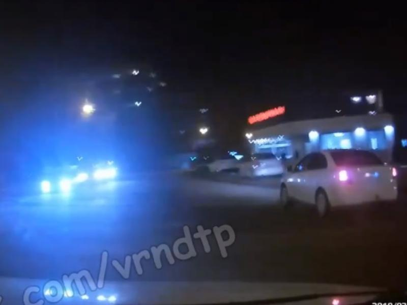 Чудесное спасение от ДТП снял воронежец от 1-го лица Чудесное спасение от ДТП снял воронежец от 1-го лица