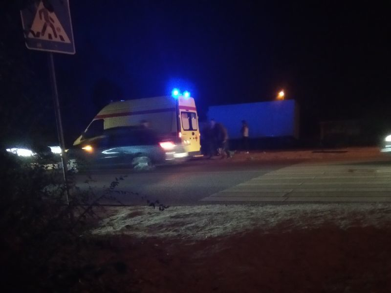 Воронежец пошел выносить мусор и попал под колеса автомобиля Воронежец пошел выносить мусор и попал под колеса автомобиля