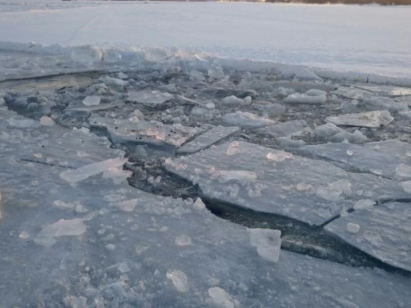 Два рыбака погибли в ледяной воде в Воронежской области Два рыбака погибли в ледяной воде в Воронежской области