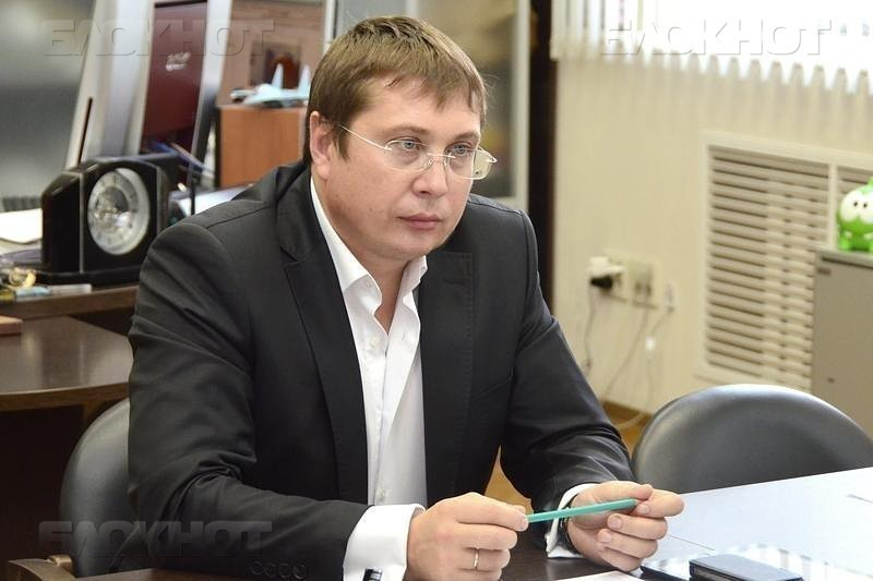Ректор Ендовицкий ответил профессору Сапунову о зарплатах в ВГУ Ректор Ендовицкий ответил профессору Сапунову о зарплатах в ВГУ