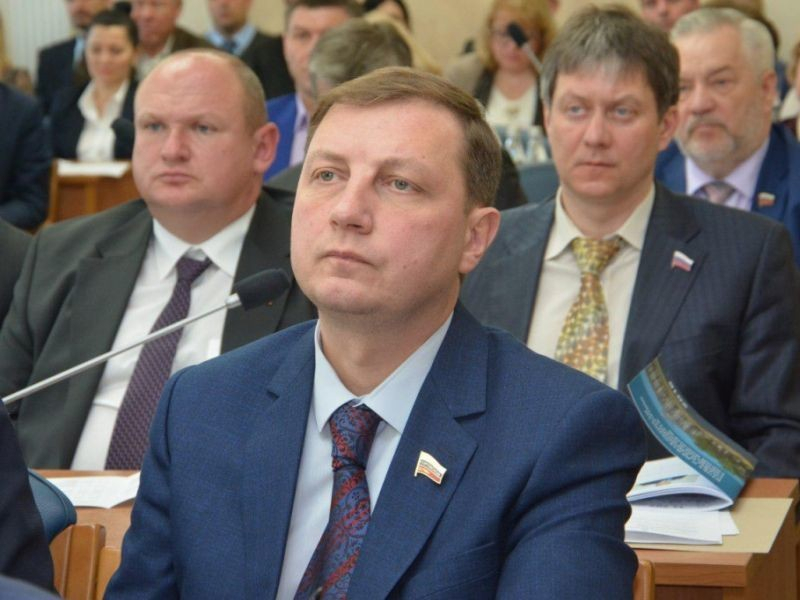 Центр кадастровой оценки покидает воронежский депутат Пинигин, который сознался в мошенничестве Центр кадастровой оценки покидает воронежский депутат Пинигин, который сознался в мошенничестве