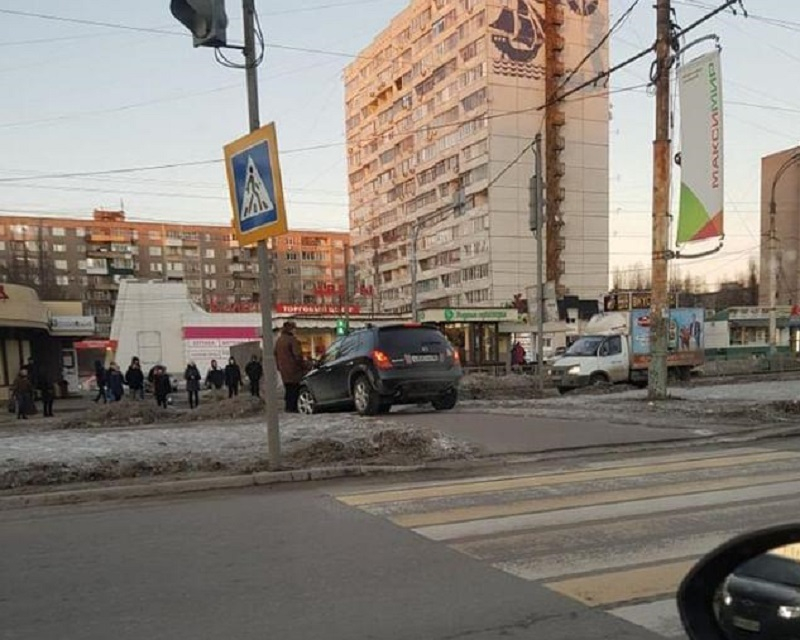 Превосходство над людьми продемонстрировал Nissan Murano в Воронеже Превосходство над людьми продемонстрировал Nissan Murano в Воронеже