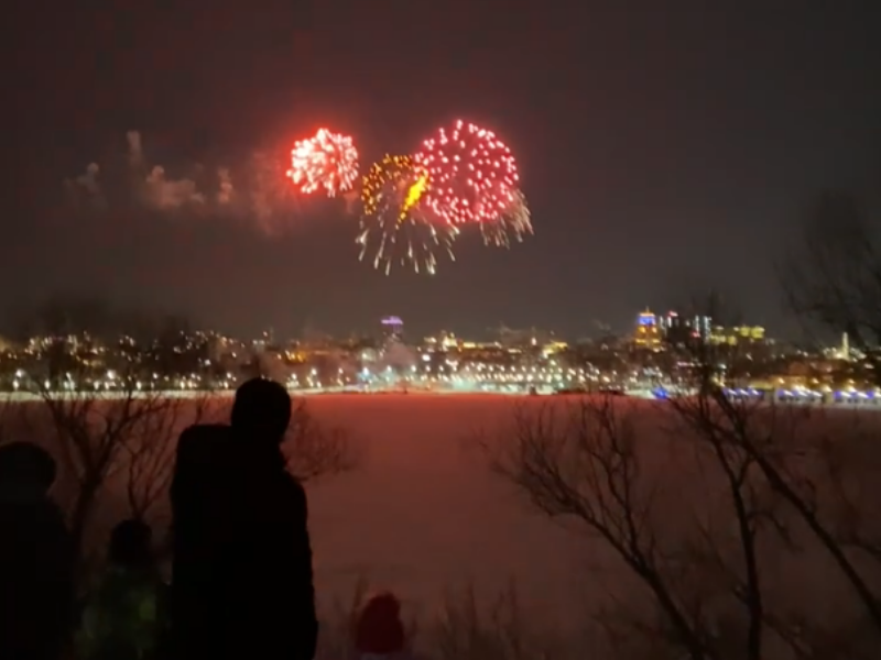 Опубликовано видео салюта 23 февраля 2021 года в Воронеже Опубликовано видео салюта 23 февраля 2021 года в Воронеже