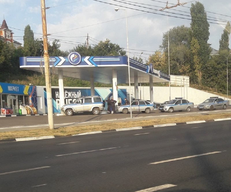 Нашествие полицейских автомобилей заметили в Воронеже Нашествие полицейских автомобилей заметили в Воронеже
