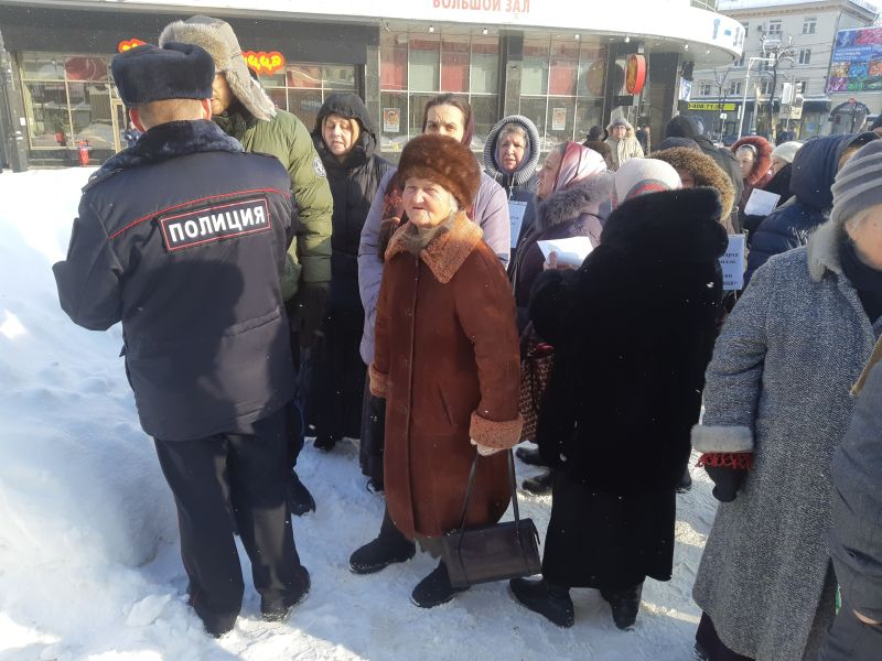 Воронежцы потребовали организовать место для митингов на площади Ленина Воронежцы потребовали организовать место для митингов на площади Ленина
