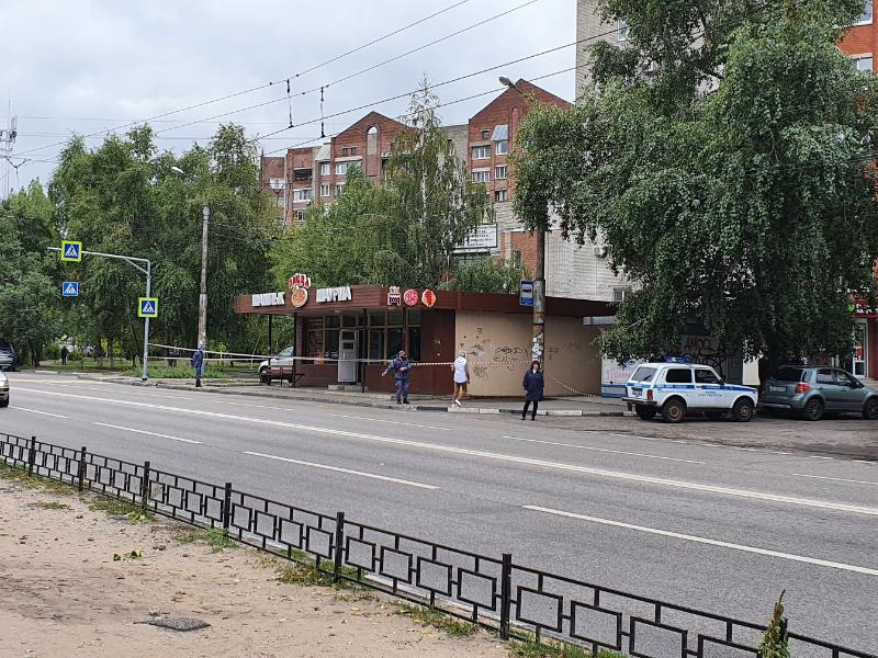 Стала известна причина оцепления шаурмичной в Воронеже Стала известна причина оцепления шаурмичной в Воронеже