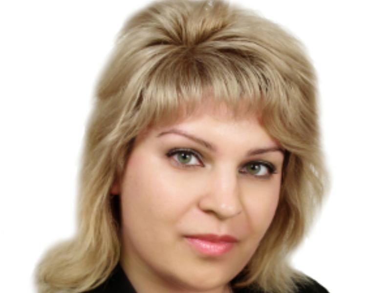 Бард и борец «За Русь!» в одном лице первой подала документы на выборы в Госдуму от Воронежской области Бард и борец «За Русь!» в одном лице первой подала документы на выборы в Госдуму от Воронежской области