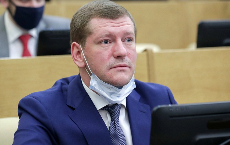 Куратора Воронежской области от ЛДПР обвинили в поборах товарищей по партии Куратора Воронежской области от ЛДПР обвинили в поборах товарищей по партии