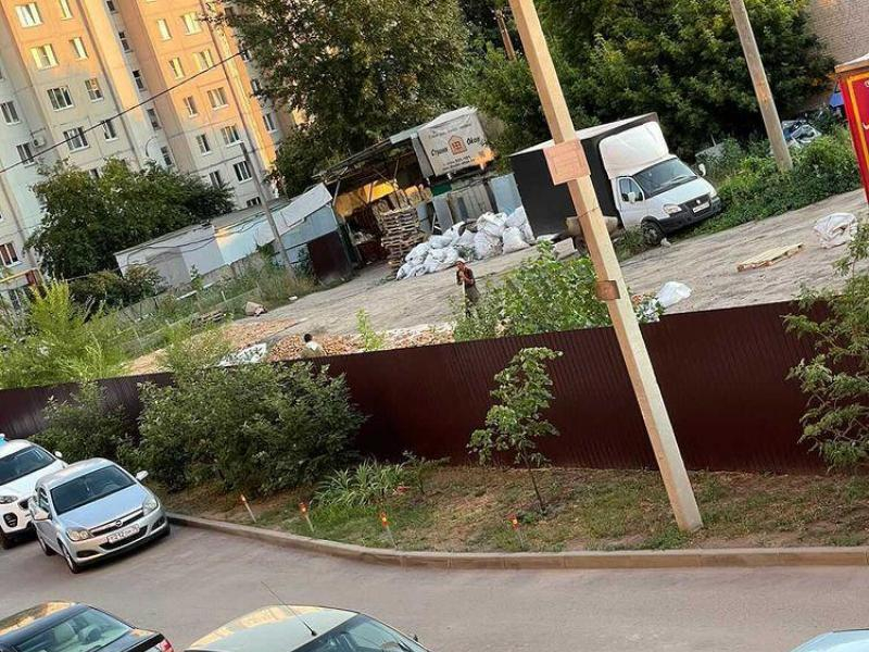 Воронежцы пожаловались на сушку «вонючего хлеба» на территории «Автобазы №10» Воронежцы пожаловались на сушку «вонючего хлеба» на территории «Автобазы №10»
