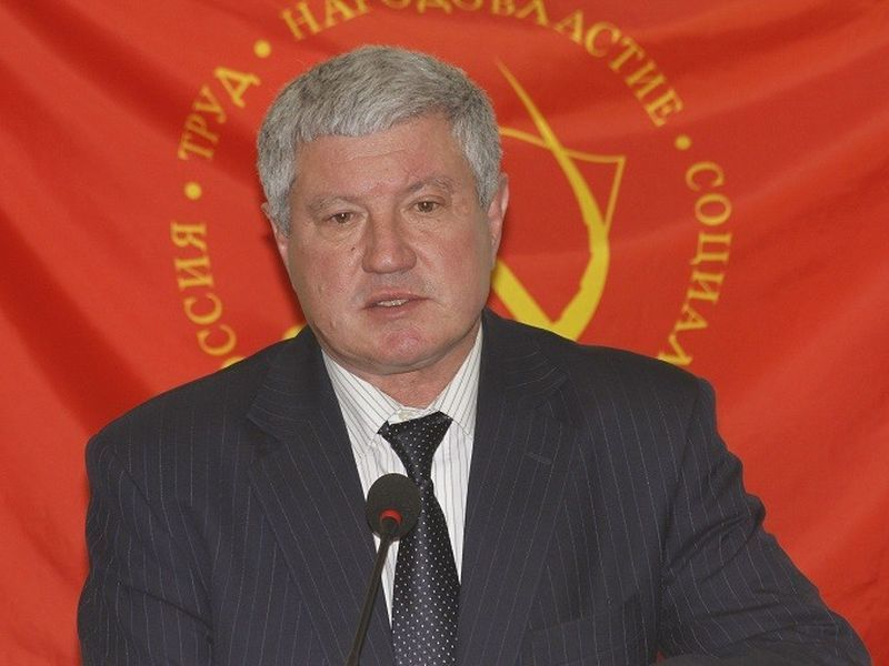 «Красный» депутат Николай Воронин отметился капиталистическим доходом «Красный» депутат Николай Воронин отметился капиталистическим доходом