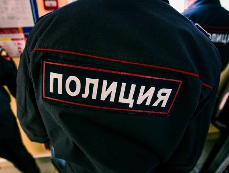 Заточенной спицей угрожал воронежец охраннику магазина Заточенной спицей угрожал воронежец охраннику магазина