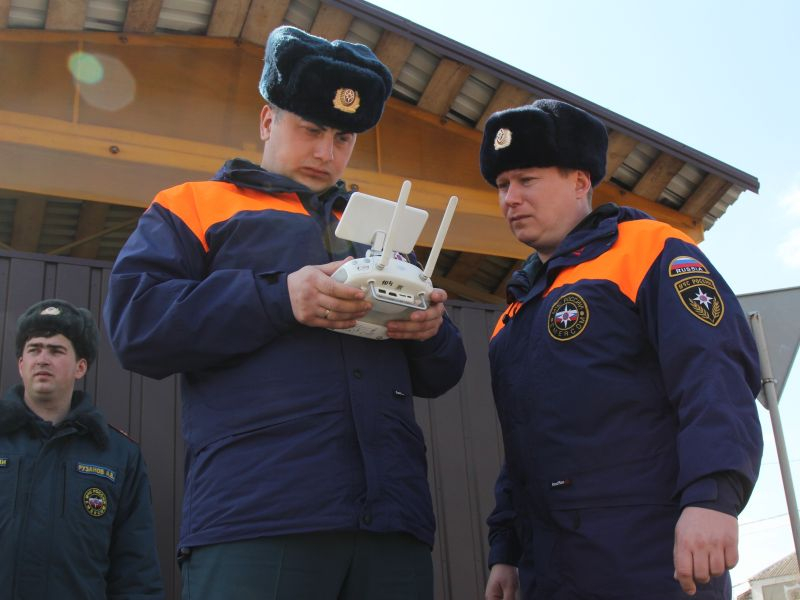 Воронежские спасатели объявили войну весенним поджигателям Воронежские спасатели объявили войну весенним поджигателям