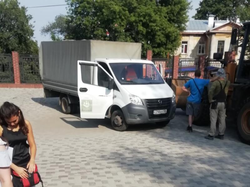 Каменный мост Воронежа лишился романтических замков из-за тяжести Каменный мост Воронежа лишился романтических замков из-за тяжести