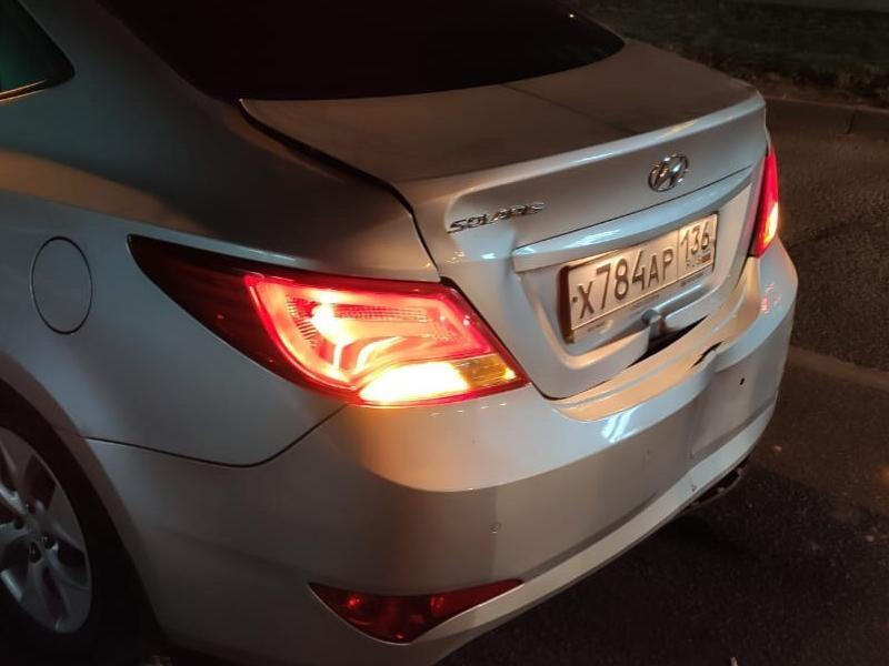 В Воронеже ищут внедорожник, припечатавший Hyundai и сбежавший с места ДТП В Воронеже ищут внедорожник, припечатавший Hyundai и сбежавший с места ДТП