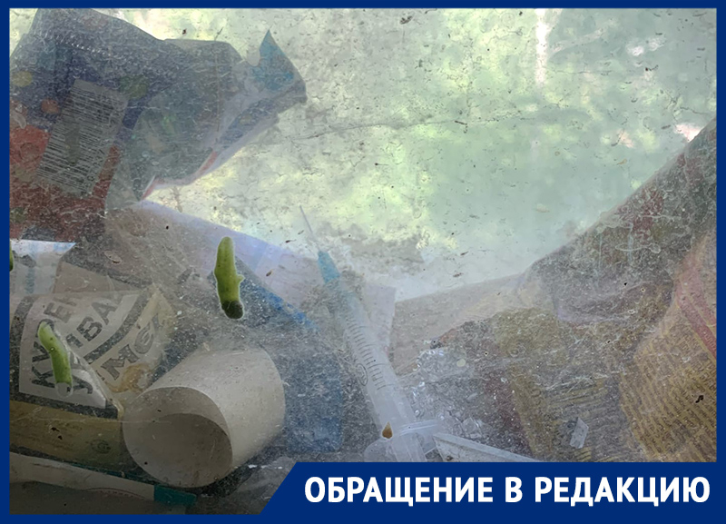 Кладбище использованных шприцов нашли в неожиданном месте в воронежском подъезде Кладбище использованных шприцов нашли в неожиданном месте в воронежском подъезде