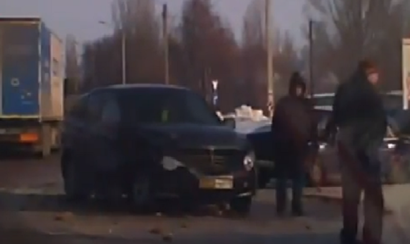 Последствия страшной аварии с погибшими под Воронежем попали на видео Последствия страшной аварии с погибшими под Воронежем попали на видео