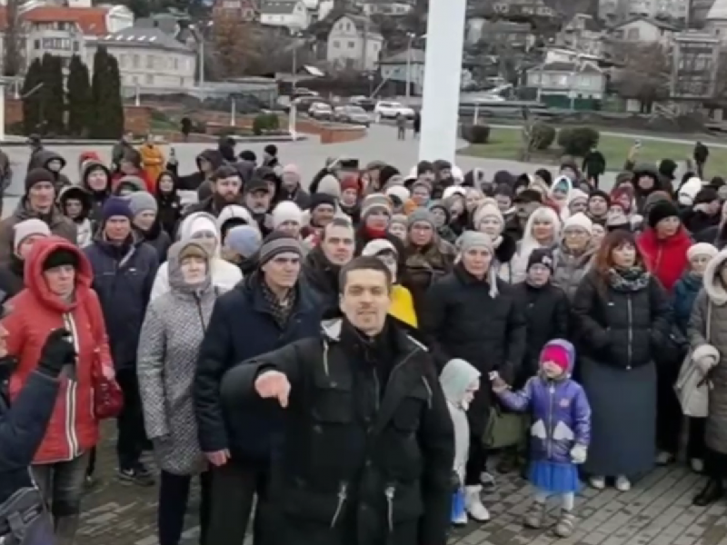 Задержанный на митинге против QR-кодов журналист предстанет перед судом в Воронеже Задержанный на митинге против QR-кодов журналист предстанет перед судом в Воронеже